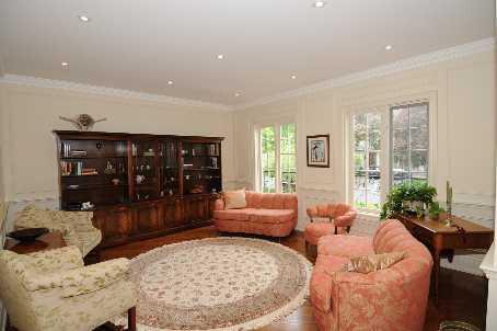 81 Yorkminster Rd, House detached with 5 bedrooms, 5 bathrooms and 4 parking in Toronto ON | Image 4