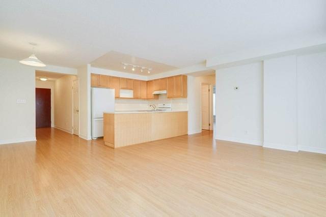 304 - 645 Millwood Rd, Condo with 2 bedrooms, 2 bathrooms and 1 parking in Toronto ON | Image 2