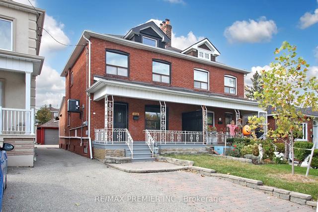 408 Northcliffe Blvd, House semidetached with 3 bedrooms, 2 bathrooms and 3 parking in Toronto ON | Image 12