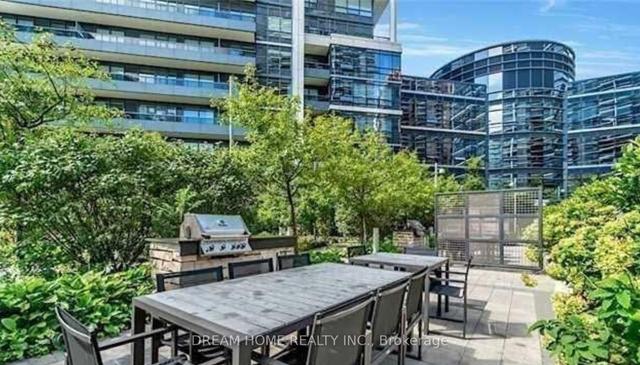 1002 - 2 Anndale Dr, Condo with 2 bedrooms, 2 bathrooms and 1 parking in Toronto ON | Image 3