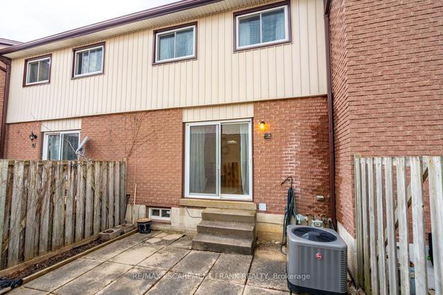 103 - 1115 Paramount Dr, Townhouse with 3 bedrooms, 2 bathrooms and 2 parking in Hamilton ON | Image 35
