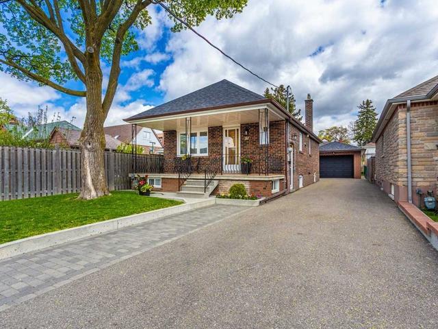 51 Bertram St, House detached with 2 bedrooms, 2 bathrooms and 5 parking in Toronto ON | Image 1