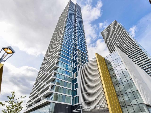 1501 - 5 Buttermill Ave, Condo with 2 bedrooms, 2 bathrooms and 1 parking in Vaughan ON | Image 1