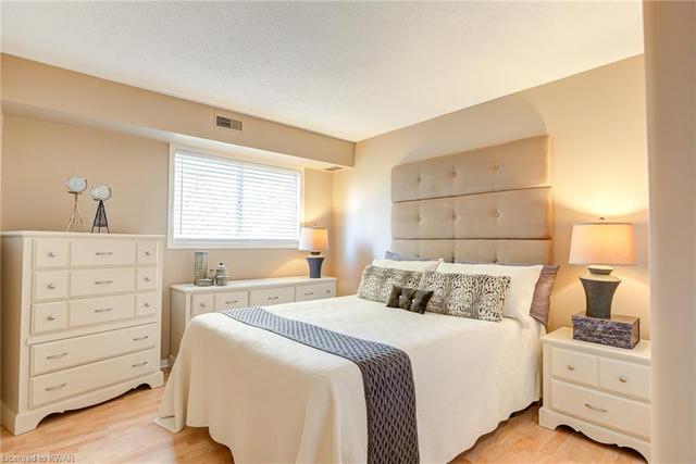 33 - 3085 Kingsway Drive, House attached with 2 bedrooms, 1 bathrooms and 1 parking in Kitchener ON | Image 17