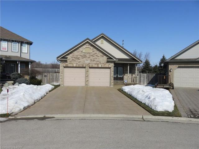 920 Briar Court, House detached with 3 bedrooms, 2 bathrooms and 6 parking in London ON | Image 1