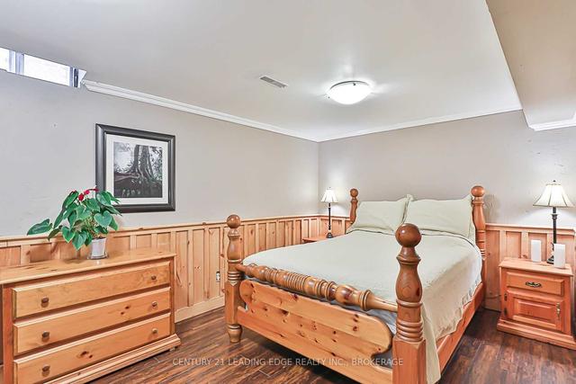 62 Holliday Dr, House detached with 4 bedrooms, 4 bathrooms and 4 parking in Whitby ON | Image 10