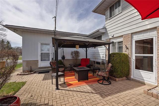 686 Harrow Place, House detached with 4 bedrooms, 2 bathrooms and 6 parking in Kingston ON | Image 21