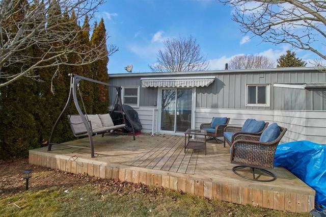 43 Bluffs Rd, House detached with 2 bedrooms, 1 bathrooms and 2 parking in Clarington ON | Image 11