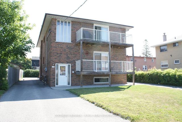 1 - 227 Montrave Ave, Condo with 2 bedrooms, 1 bathrooms and 1 parking in Oshawa ON | Image 1