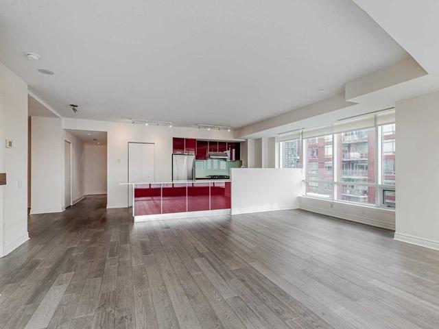 801w - 500 Queens Quay W, Condo with 3 bedrooms, 3 bathrooms and 2 parking in Toronto ON | Image 7
