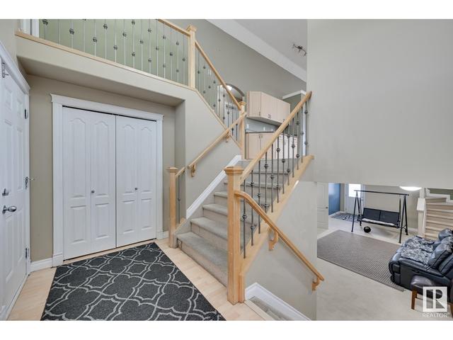 15407 47 St Nw, House detached with 5 bedrooms, 3 bathrooms and null parking in Edmonton AB | Image 2