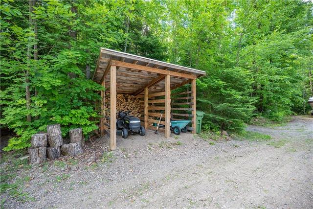 419 Sunny Hill Road, House detached with 3 bedrooms, 3 bathrooms and 10 parking in Madawaska Valley ON | Image 5