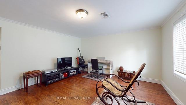 171 Pannahill Rd, House detached with 3 bedrooms, 2 bathrooms and 5 parking in Toronto ON | Image 25