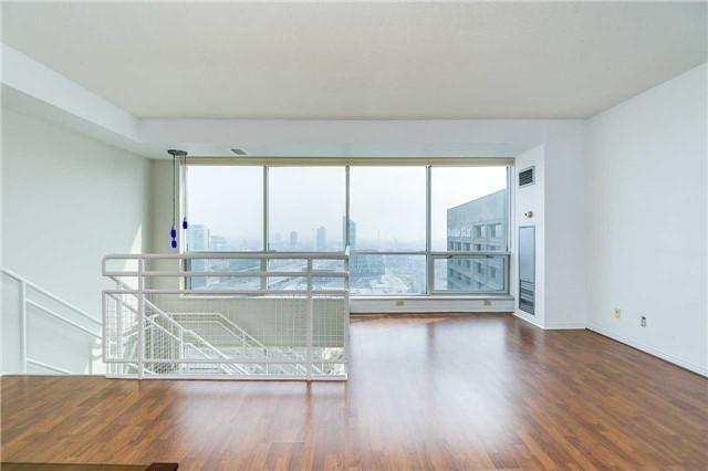 Sph3409 - 10 Yonge St, Condo with 1 bedrooms, 2 bathrooms and 1 parking in Toronto ON | Image 11