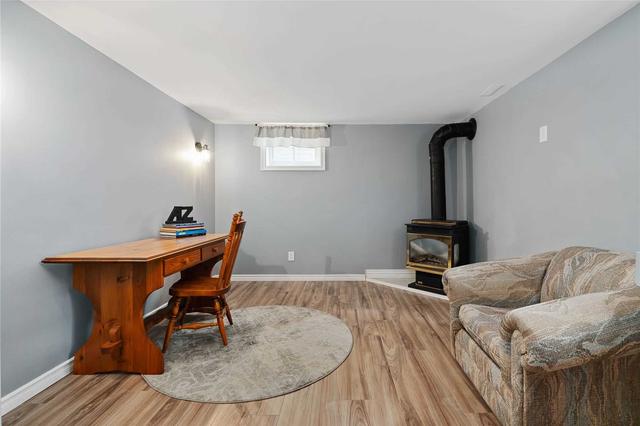 7 Parkwood Dr, House detached with 3 bedrooms, 1 bathrooms and 8 parking in Cobourg ON | Image 13