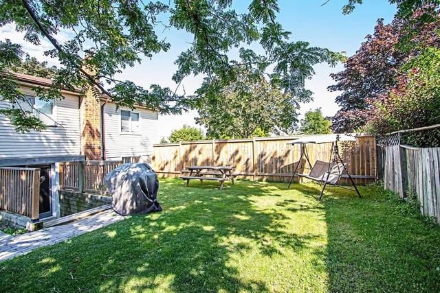 413 Farewell St, House detached with 3 bedrooms, 2 bathrooms and 5 parking in Oshawa ON | Image 19