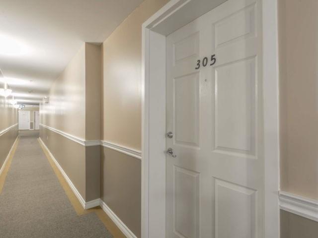 305 - 1340 Main St, Condo with 1 bedrooms, 1 bathrooms and 1 parking in Milton ON | Image 2