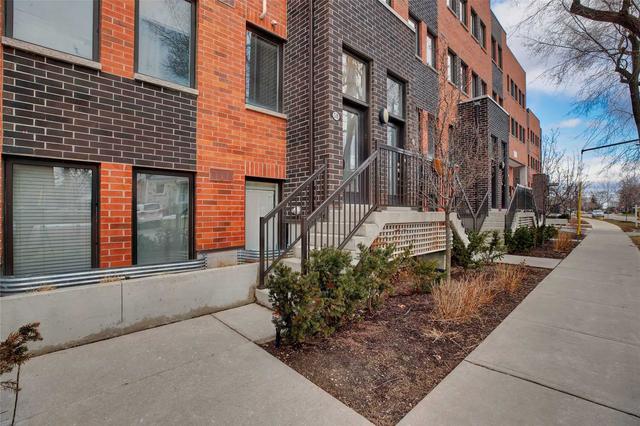 58 - 68 Winston Park Blvd, Townhouse with 1 bedrooms, 2 bathrooms and 1 parking in Toronto ON | Image 8