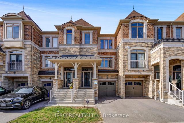62 Farooq Blvd, House attached with 3 bedrooms, 4 bathrooms and 2 parking in Vaughan ON | Image 1