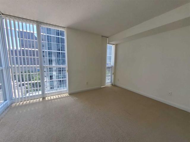 909 - 4978 Yonge St, Condo with 3 bedrooms, 2 bathrooms and 1 parking in Toronto ON | Image 18