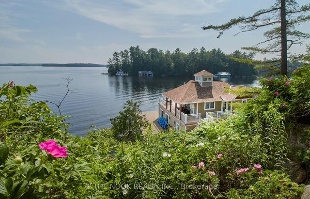 2189 Muskoka Rd 118 W Rd W, House detached with 3 bedrooms, 8 bathrooms and 10 parking in Muskoka Lakes ON | Image 4