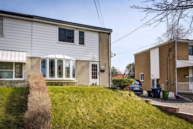80 Kenmark Blvd, House semidetached with 3 bedrooms, 2 bathrooms and 3 parking in Toronto ON | Image 6