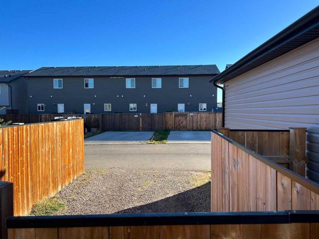 47 Alma Isobell Hodder Crescent N, House detached with 4 bedrooms, 2 bathrooms and 5 parking in Lethbridge AB | Image 31