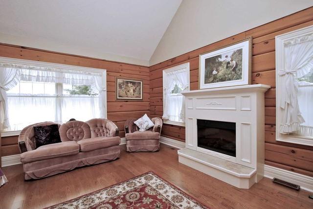 3990 Sideroad 10 Rd S, House detached with 3 bedrooms, 5 bathrooms and 15 parking in Puslinch ON | Image 22