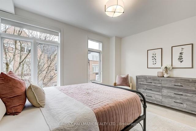 7 Macphail Ave, House attached with 3 bedrooms, 3 bathrooms and 1 parking in Toronto ON | Image 13