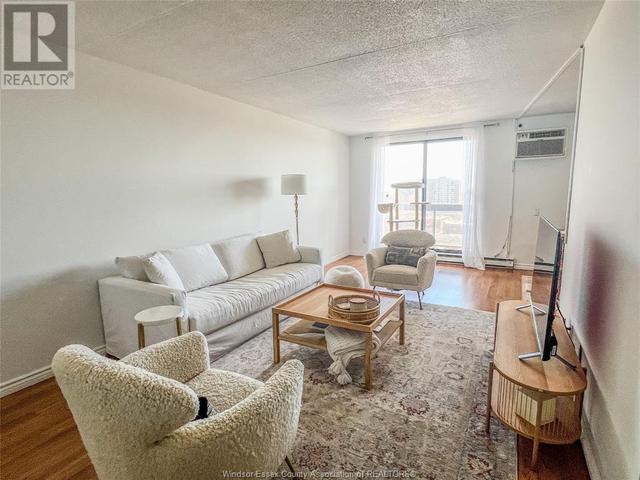1512 - 150 Park Street West, Condo with 2 bedrooms, 1 bathrooms and null parking in Windsor ON | Image 4