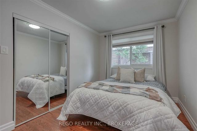 15 Sherwood Dr, House detached with 3 bedrooms, 2 bathrooms and 4 parking in Cambridge ON | Image 15