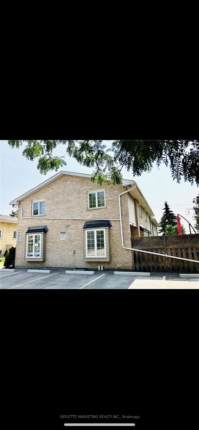 264 Homestead Cres, Townhouse with 3 bedrooms, 2 bathrooms and 1 parking in London ON | Image 29