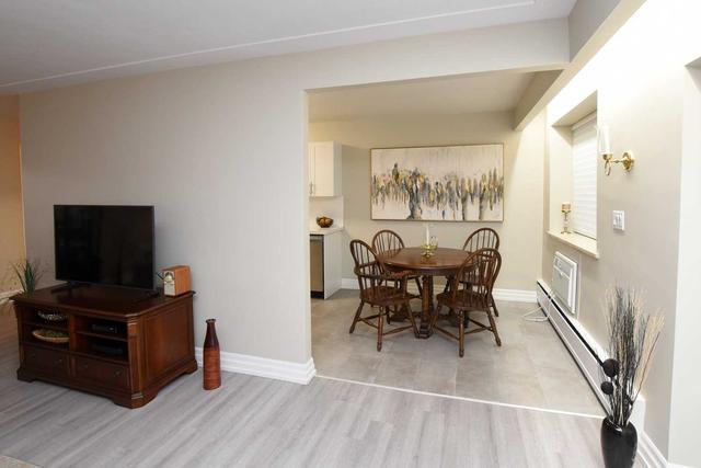 203 - 510 Queenston Rd S, Condo with 2 bedrooms, 1 bathrooms and 1 parking in Hamilton ON | Image 6