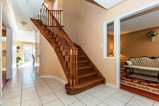 104 Sunny Meadow Blvd, House detached with 4 bedrooms, 4 bathrooms and 4 parking in Brampton ON | Image 3