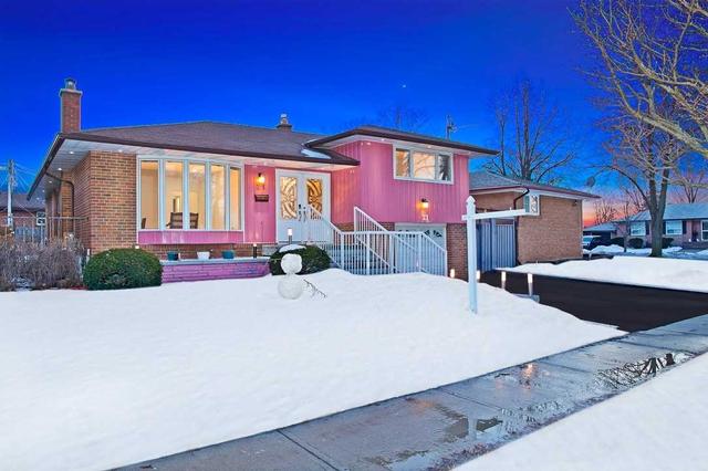 21 Aspendale Dr, House detached with 4 bedrooms, 4 bathrooms and 3 parking in Toronto ON | Image 12