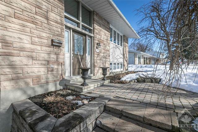 1955 Bel Air Drive, House detached with 4 bedrooms, 2 bathrooms and 6 parking in Ottawa ON | Image 2
