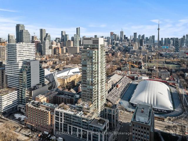 709 - 1 Bedford Rd, Condo with 2 bedrooms, 2 bathrooms and 2 parking in Toronto ON | Image 26