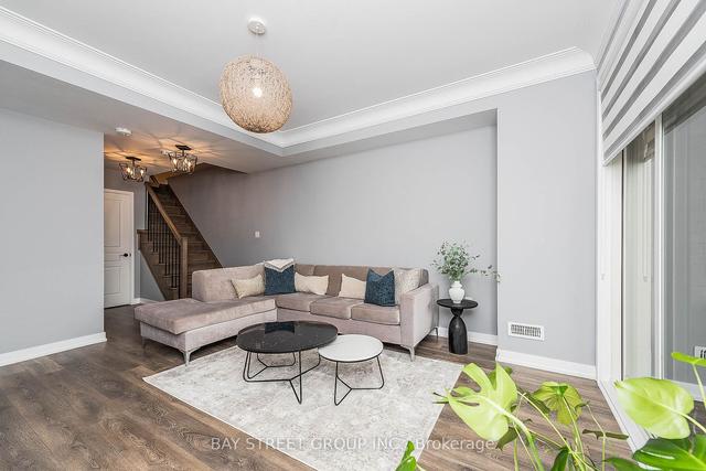 3191 Mintwood Circ, House attached with 4 bedrooms, 4 bathrooms and 2 parking in Oakville ON | Image 24