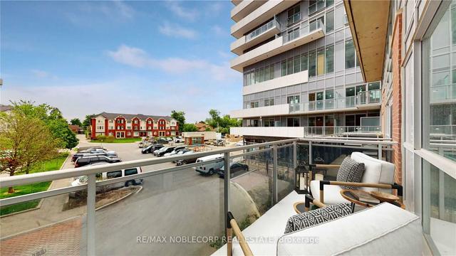 212 - 215 Queen St E, Condo with 1 bedrooms, 2 bathrooms and 1 parking in Brampton ON | Image 2