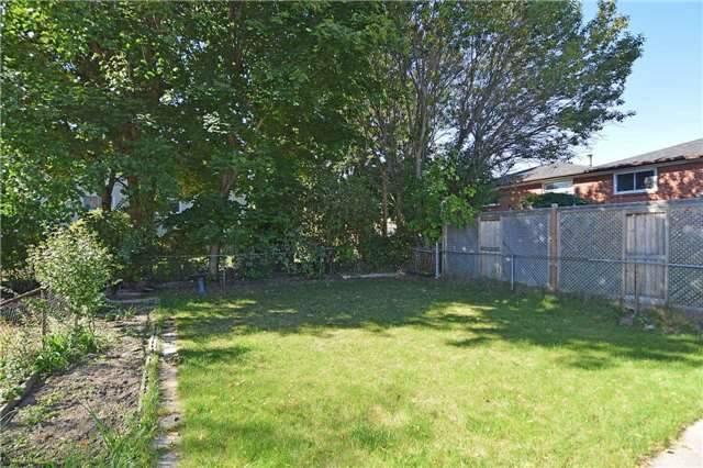 3642 Broomhill Cres, House semidetached with 3 bedrooms, 2 bathrooms and 4 parking in Mississauga ON | Image 18