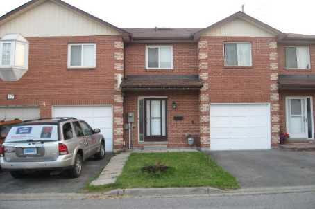 18 Hetherington Pl, Townhouse with 3 bedrooms, 3 bathrooms and 1 parking in Brampton ON | Image 1