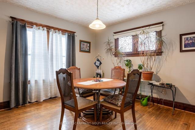 5424 Second Ave, House detached with 3 bedrooms, 2 bathrooms and 3 parking in Niagara Falls ON | Image 2