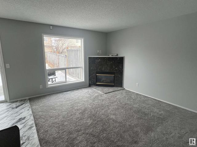 20048 54a Av Nw, House semidetached with 3 bedrooms, 1 bathrooms and null parking in Edmonton AB | Image 8