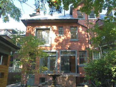 19 Maple Ave, House semidetached with 7 bedrooms, 6 bathrooms and 1 parking in Toronto ON | Image 9