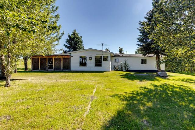 106006 242 Avenue W, House detached with 3 bedrooms, 2 bathrooms and 10 parking in Foothills County AB | Image 15