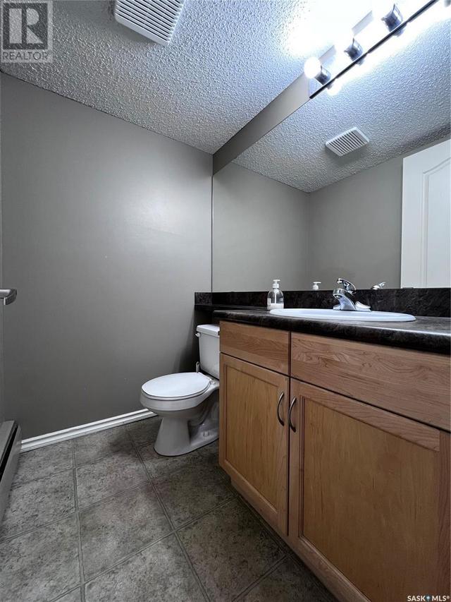 205a1 - 1121 Mckercher Drive, Condo with 3 bedrooms, 2 bathrooms and null parking in Saskatoon SK | Image 17