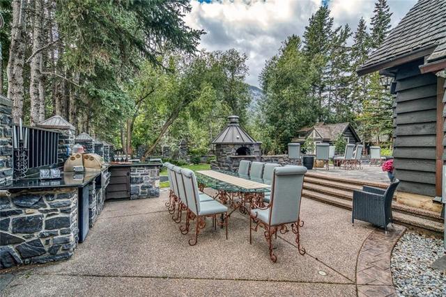 301 Buffalo Street, House detached with 7 bedrooms, 6 bathrooms and 6 parking in Banff AB | Image 16