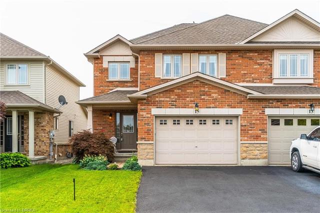 15 Savannah Ridge Drive, House semidetached with 2 bedrooms, 1 bathrooms and 4 parking in Brant ON | Image 3