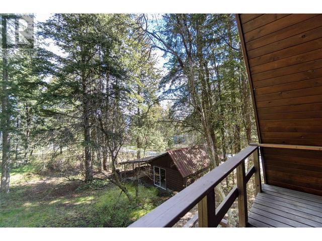 1398 Gillespie Road, House detached with 3 bedrooms, 2 bathrooms and 3 parking in Columbia Shuswap C BC | Image 45