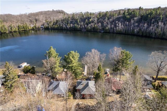 1021 Lakeview Road Road, House detached with 3 bedrooms, 1 bathrooms and 4 parking in Muskoka Lakes ON | Image 33